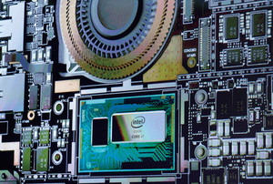 成熟のPC、スマホで好業績 <br />インテル、村田製作所の謎