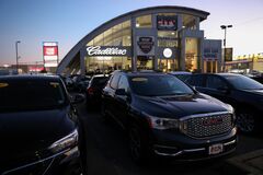 米新車の値引き消滅、価格上乗せ浸透