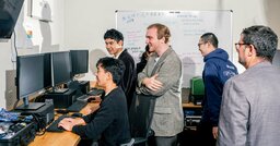 AIハッカー、危険なほど人間に近づく　実験で明らかに