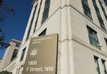 バイデン陣営、トランプ政権に法的措置検討　正式な勝利確定狙い