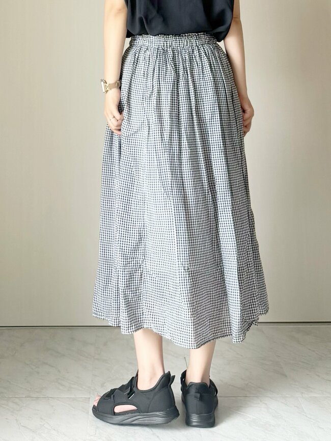 「可愛すぎて即買い」無印良品の“ふんわりスカート”軽くて涼しくて大当たりです！「オフィスで着回しています」「真夏にもストレスなくはけそう」【購入レビュー】