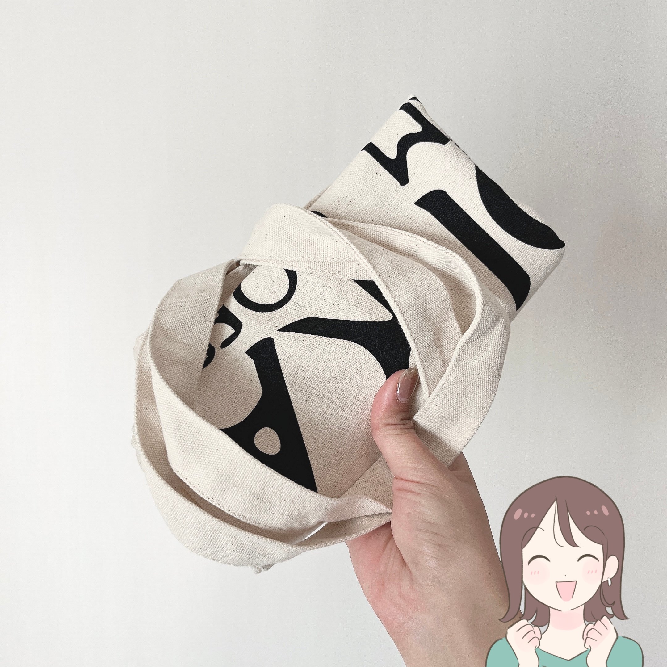 荷物が10kg入ってすごい!カルディの「大容量トートバッグ」収納力たっぷりでヘビロテしてる!