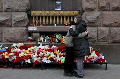 モスクワ襲撃、プーチン氏の強力なイメージに打撃