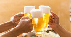 「週1大量飲酒」と「週7ちびちび飲み」、体に悪いのはどっち？