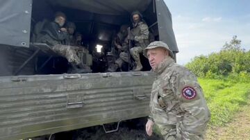 ロシア軍事機構に亀裂　軍閥リーダーの確執あらわ