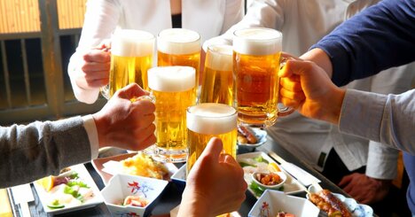「まだ売上ゼロなのに飲み会やる社長」に若者が集まるのはなぜ？ 打ち上げを先にする“逆張り仕事術”が生んだ意外な結果