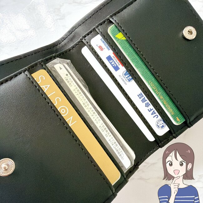 【ワークマン】「胸ポケットに入る」980円の“スリムな財布”小銭が取り出しやすくて便利！「よく考えられている商品」「主人も喜びました」《購入レビュー》