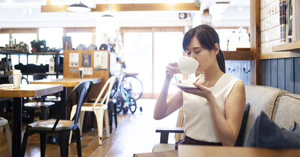 ハーバード教授が断言「コーヒーをたくさん飲む人は長生き」