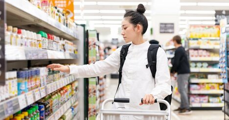 お金が貯まらない人は、どこで「調味料」を買っているのか？