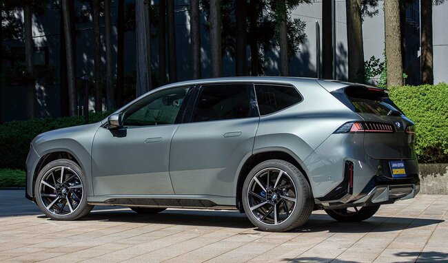BMW iX3