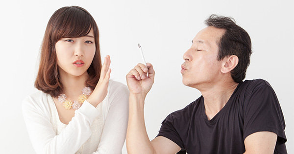 「日本人なら」受動喫煙をしても健康に悪影響はない？