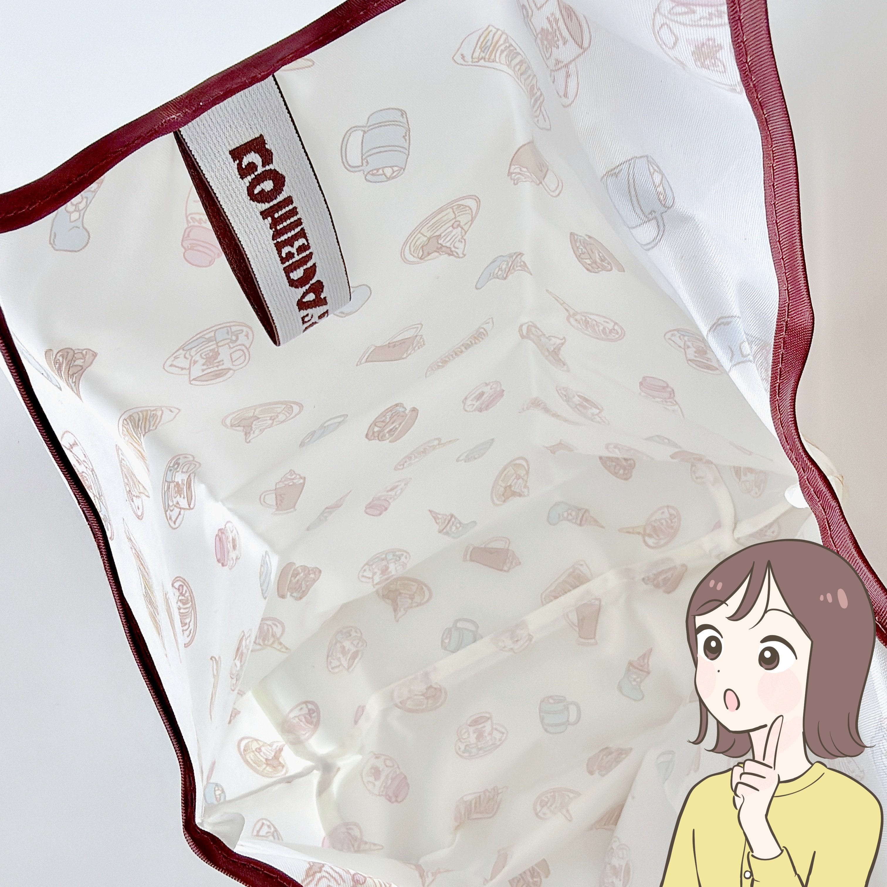 2Lペットボトルが6本も入った!コメダ珈琲の“自立するエコバッグ”大容量だしガバッと開いて使いやすい!「買ってよかった」「かわいいよな」