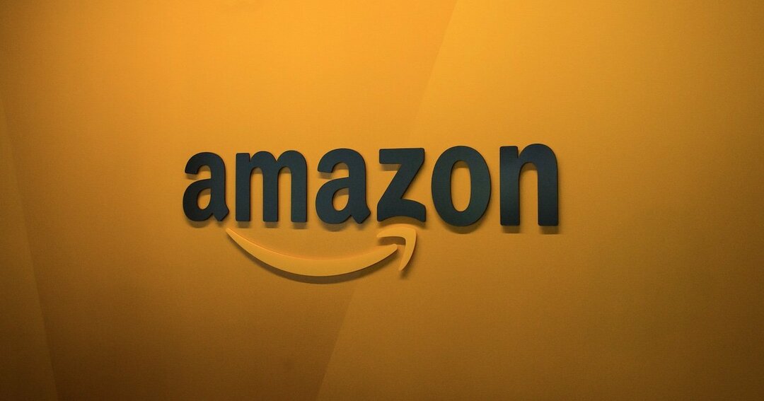 アマゾンに政府基盤システムを発注して大丈夫?情報保護、障害、コスト…