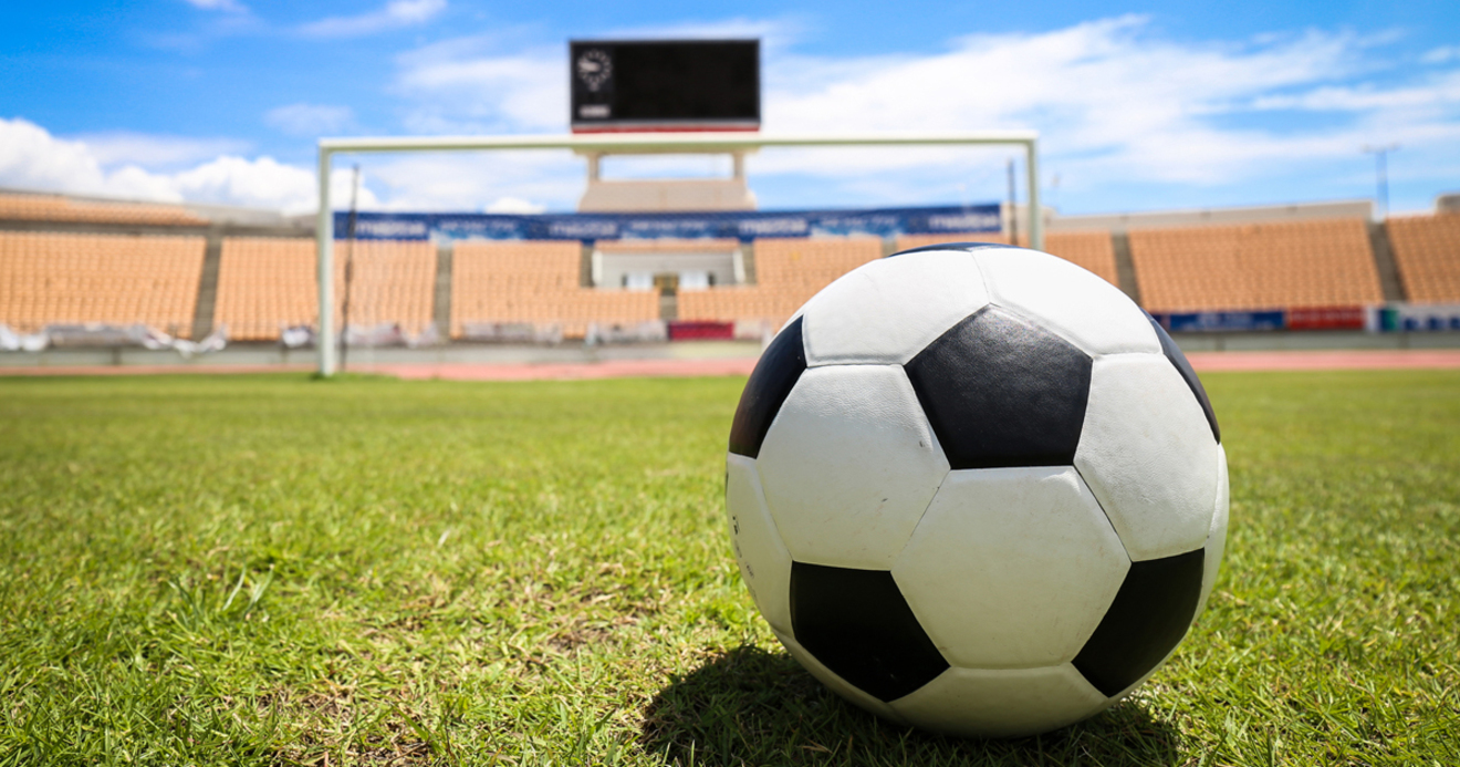 ｊリーグに外国人枠拡大案 欧州並みレベルアップも ｓｐｏｒｔｓ セカンド オピニオン ダイヤモンド オンライン