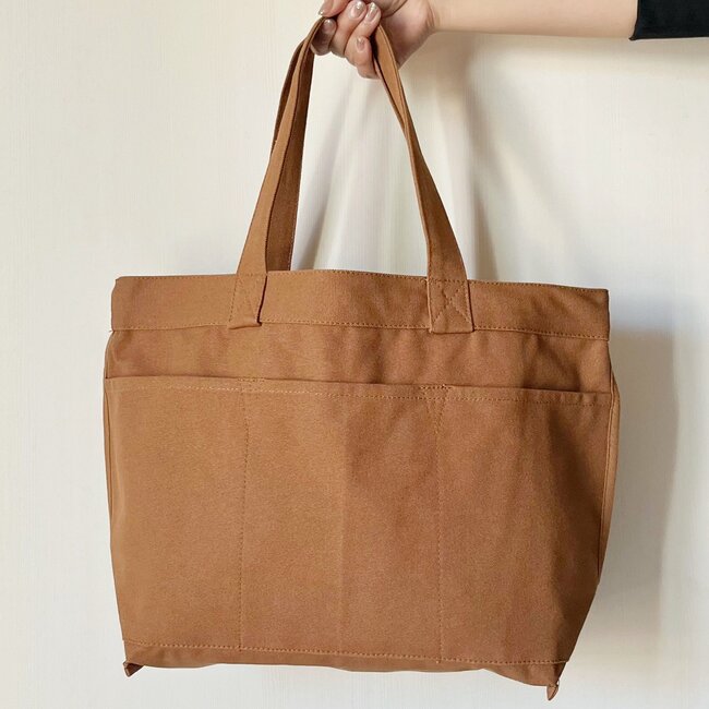 「衝動買いしました」「可愛くてオシャレ」無印良品の“大容量トートバッグ”ポケットたくさんで使いやすい！「丈夫なところがオススメ」