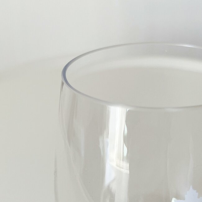 ニトリ×ロゴスの「ぐにゃっと曲がるグラス」が買って大正解!スヌーピーのデザインが可愛いし、落としても割れにくいところがお気に入り!