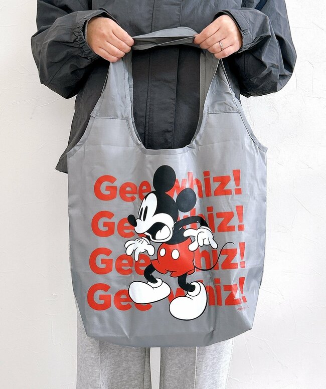 レトロなミッキーが大人かわいい！ダイソー姉妹店×ディズニーの“550円保冷エコバッグ”2Lペットボトルが6本入るくらい大容量！