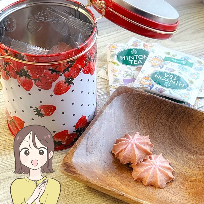 もう、一生飾っておきたいよ…！アフタヌーンティーの「保存容器にもなるクッキー缶」いちご柄がレトロかわいすぎる！