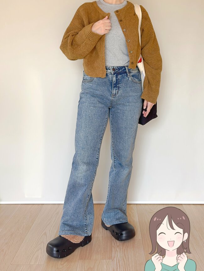 足がスポッと入って楽ちん!ワークマンの“1500円シューズ”ぽかぽか暖かいし、ぽてっとした形がかわいい!