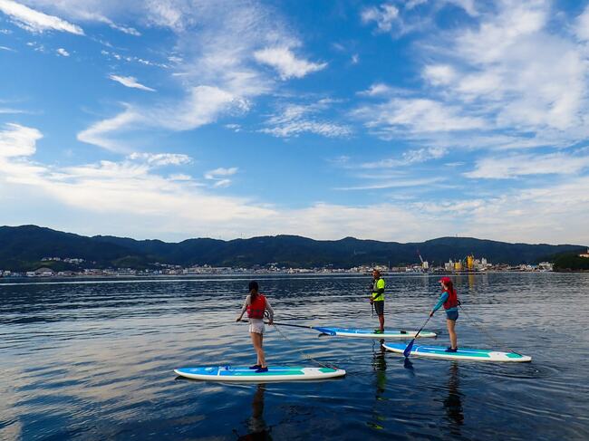 【淡路島】海岸沿いの絶景カフェ・花畑・温泉・人形浄瑠璃、春がぎゅっと詰まった新名所が続々誕生