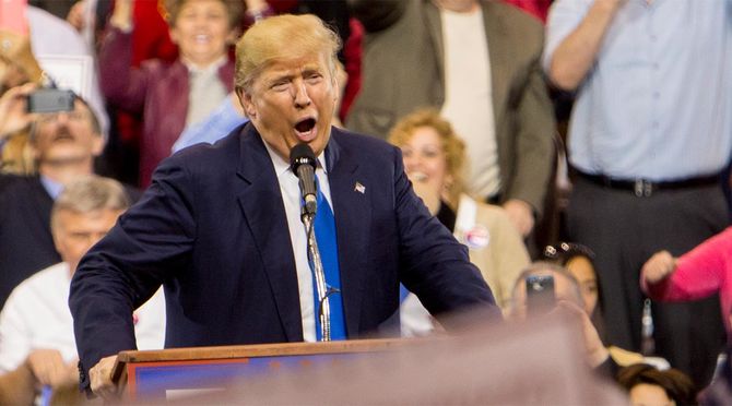 トランプ「非常事態宣言」で歴史的な転機迎える大統領と議会の攻防