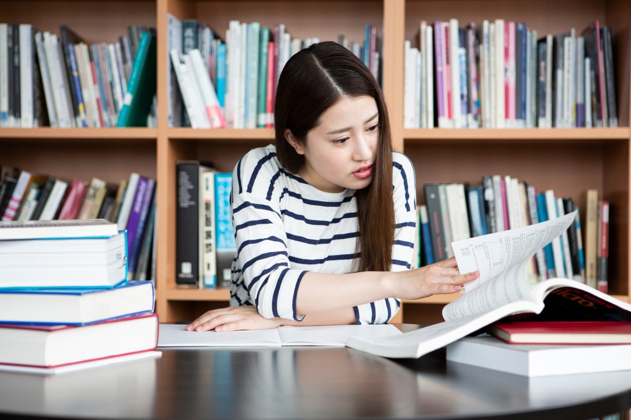 「本を全部読もうとして挫折する人」と「本を一部読んで学びを得る人」との決定的な違い