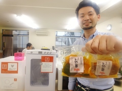 食事やコスメ、生野菜まで会社に売りにくる！オフィスに広がる“富山の置き薬”商法