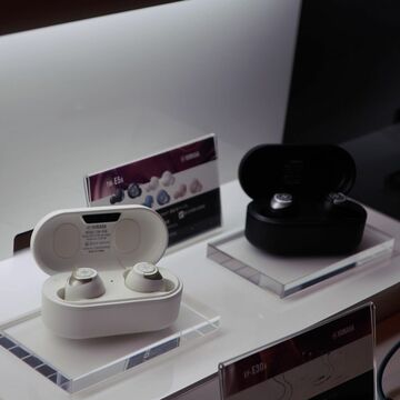 ヤマハ、音のバランスを最適化する完全ワイヤレスイヤフォンを発表