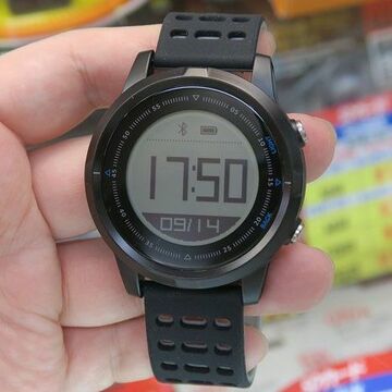 見やすい反射型液晶でGPSも積んだスマートウォッチが8380円