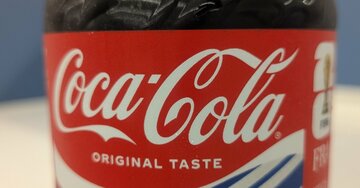 コカ・コーラが200円から220円に値上げ？「そもそも200円で買ったことない」とモヤる人が知らない〈値決めのカラクリ〉