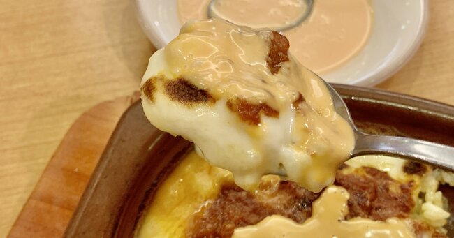 サイゼリヤさん、どうかしてるぜ！たった300円の「ミラノ風ドリア」ソースのこだわりが常軌を逸していた
