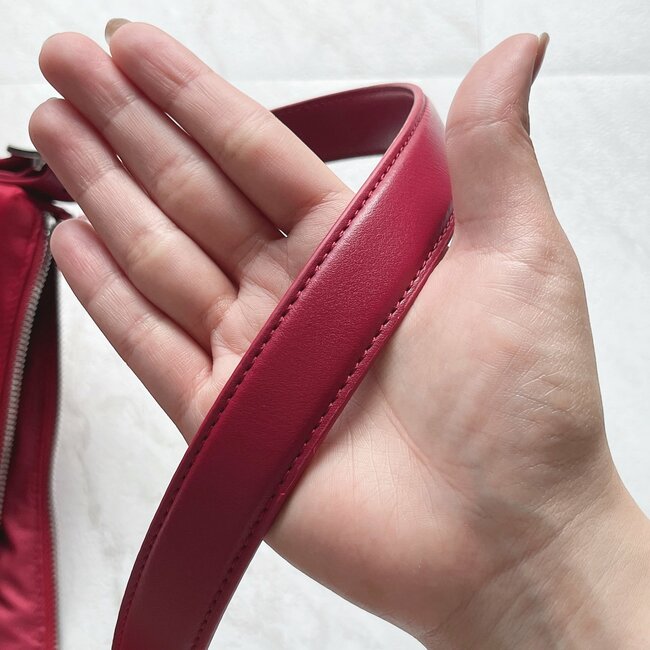 「購入して大正解でした！」GUの“大容量バッグ”オシャレなのにノートPCまで入って収納力すごい！「お出かけには欠かせません」「高見え！サイズ感も良し！」