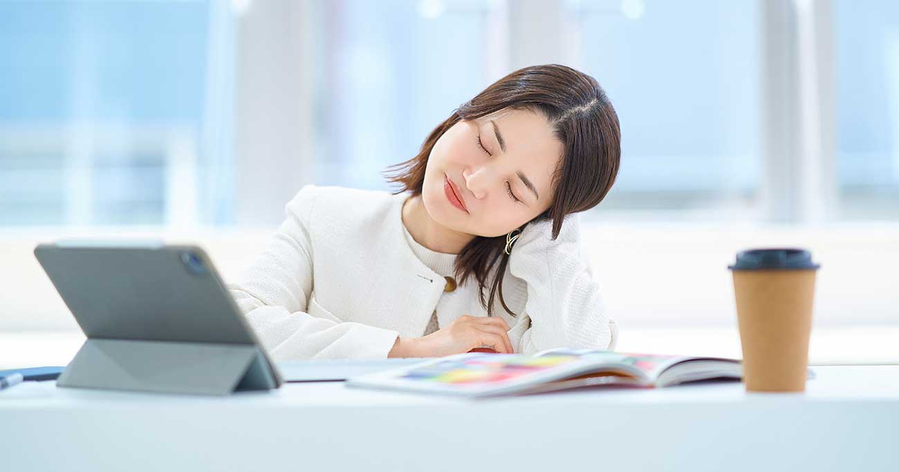 【精神科医Tomyが教える】こんなに頑張っているのに…自己肯定感がどんどん下がる人がやりがちなNG習慣とは？