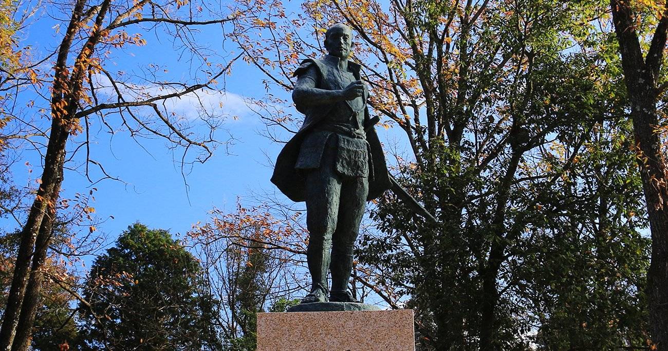 『豊臣兄弟！』で話題の明智光秀、ドラマでは描かれない「やばすぎる愛妻事件」とは？