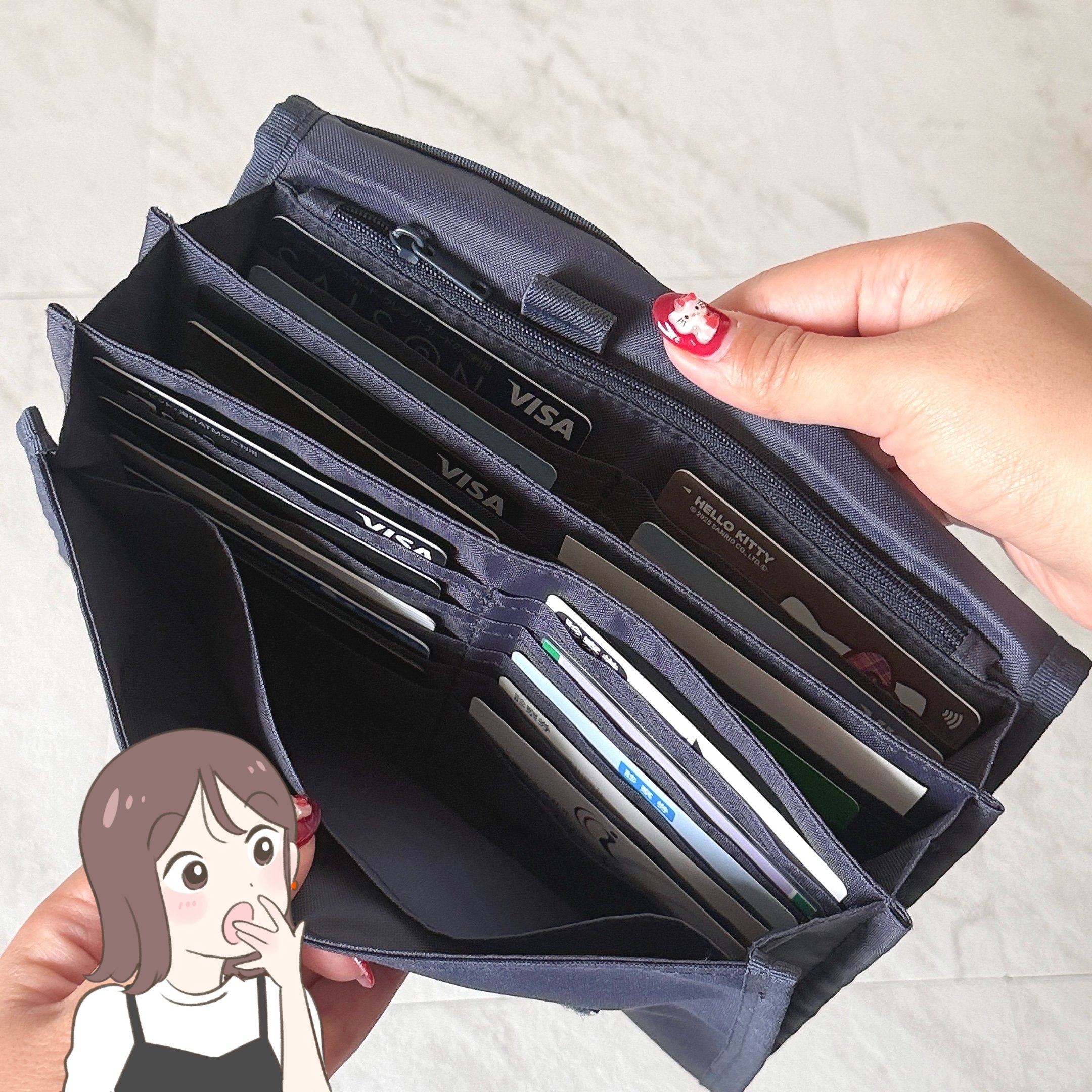 お薬手帳がピッタリ入る！無印良品の“ぺたんこケース”診察券が30枚も収納できて便利！「私の中ではヒット商品」「本当に買ってよかった」《購入レビュー》