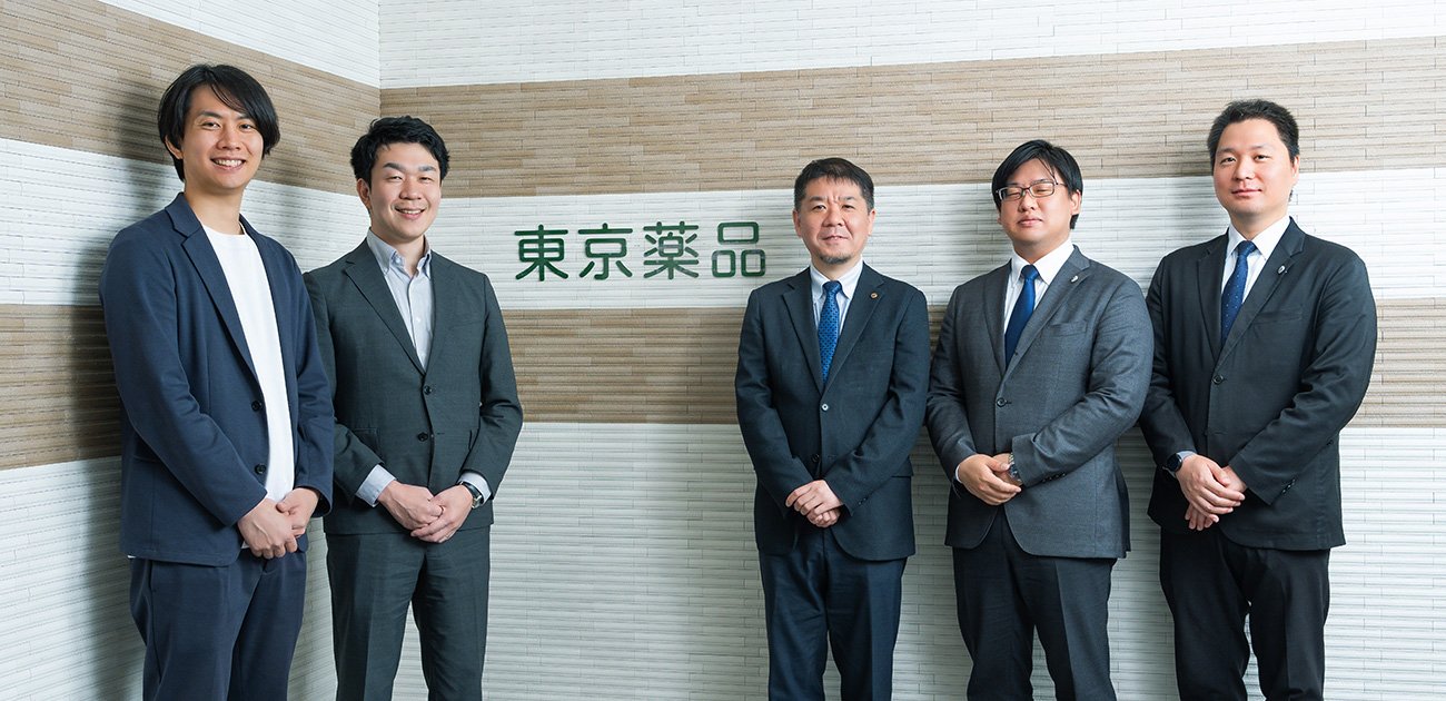システム刷新で出荷処理時間が1時間超から5分に短縮。医薬品の安定供給を支える、現場を熟知したパートナー