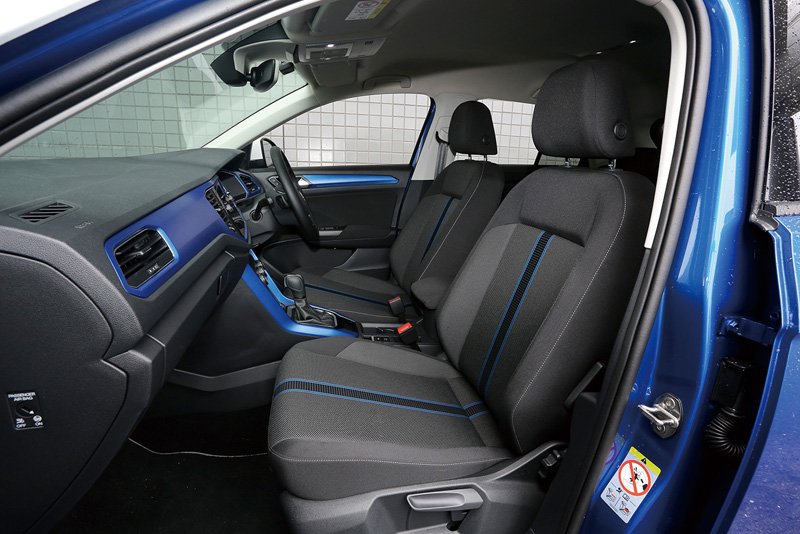 VW・T-Roc(Tロック)・TDIスタイル・デザインパッケージ前席