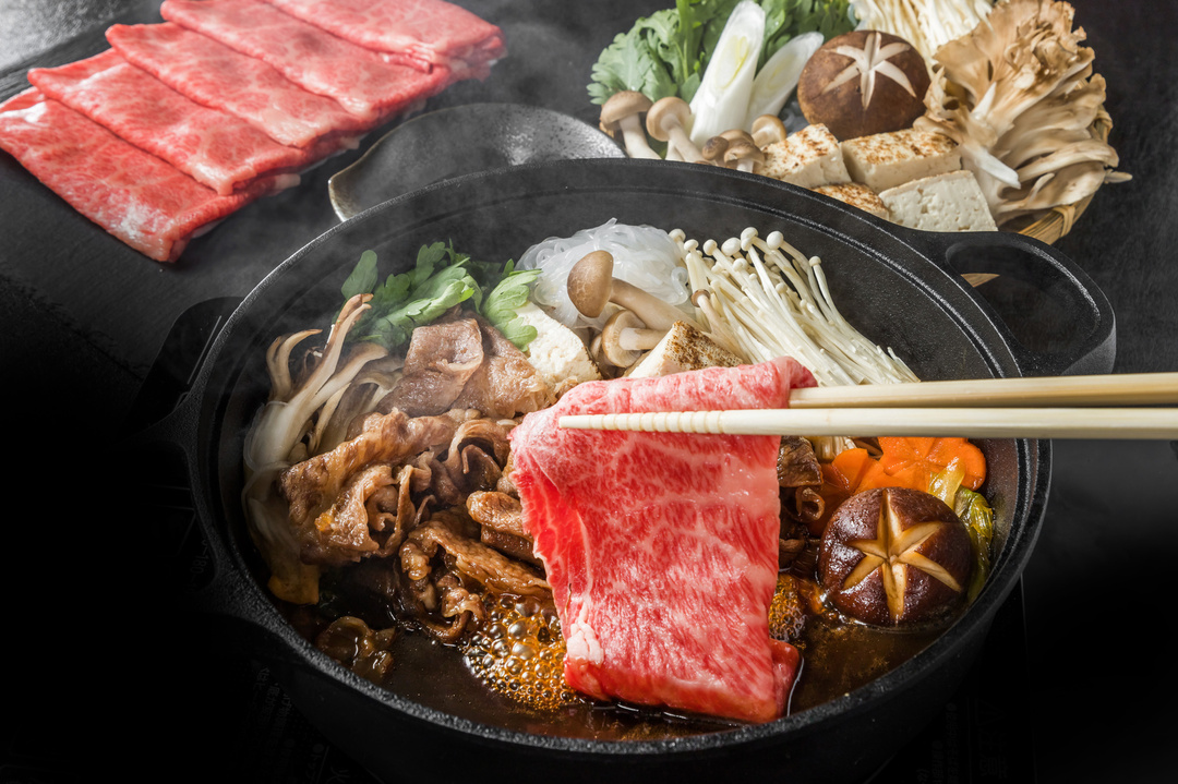 いやらしい相手から<br />接待要求されたら、<br />「高級店+黒塗りハイヤー」で<br />《接待殺し》をしてあげなさい