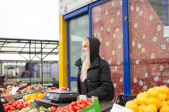 ラトビアのロシア系住民、戦争が試す忠誠心