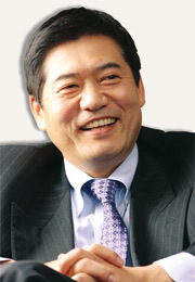 巨額増資は慎重を期す予防的措置 金融から環境エネルギーへシフト日本ゼネラル・エレクトリック(GE)会長兼社長兼CEO 藤森義明