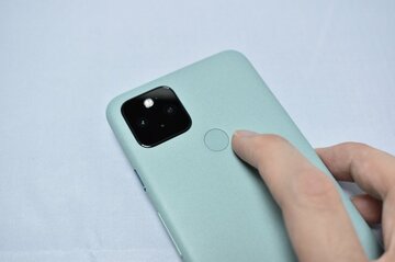 グーグルの5G対応スマホ「Pixel 5」は使い勝手が良すぎる1台