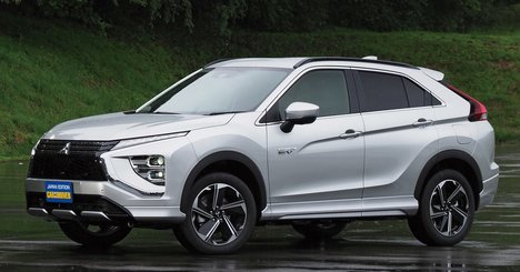 三菱エクリプスクロスPHEV、兄貴分アウトランダーを凌駕する「身のこなし」【試乗記】