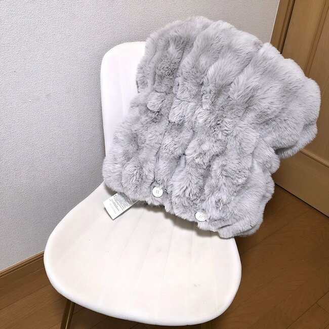 考えた人、天才ですか…?ニトリの“着るクッション”ふわふわすぎて雲に包まれてるみたい!「2枚購入しました」「マジ購入してよかった」