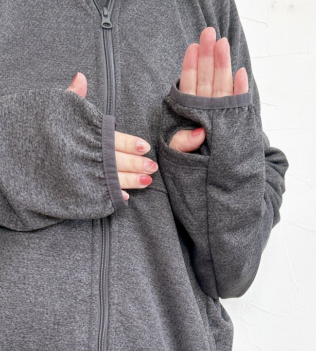 ワークマン、ありがとう…！昨年爆売れした「不審者パーカー」の新作が優秀すぎる！顔までUVカットできて天才だよ