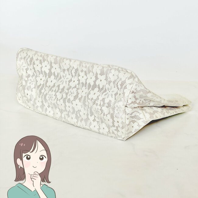 おくすり手帳や処方薬がまるっと入る！アフタヌーンティーの“ポケットたくさん収納”が理想的すぎる！「整理しやすい」「イライラが解消」