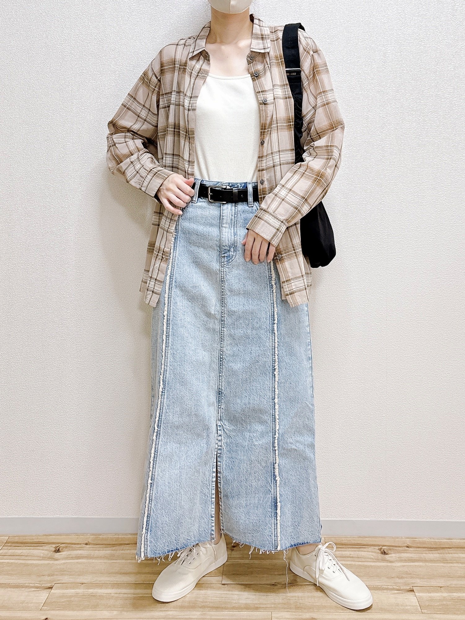 サッと羽織るだけでカワイイ！無印良品の“ふんわりシャツ”お尻まですっぽり隠せて優秀！「色違いも購入したい」「コスパ優秀な商品です」《購入レビュー》
