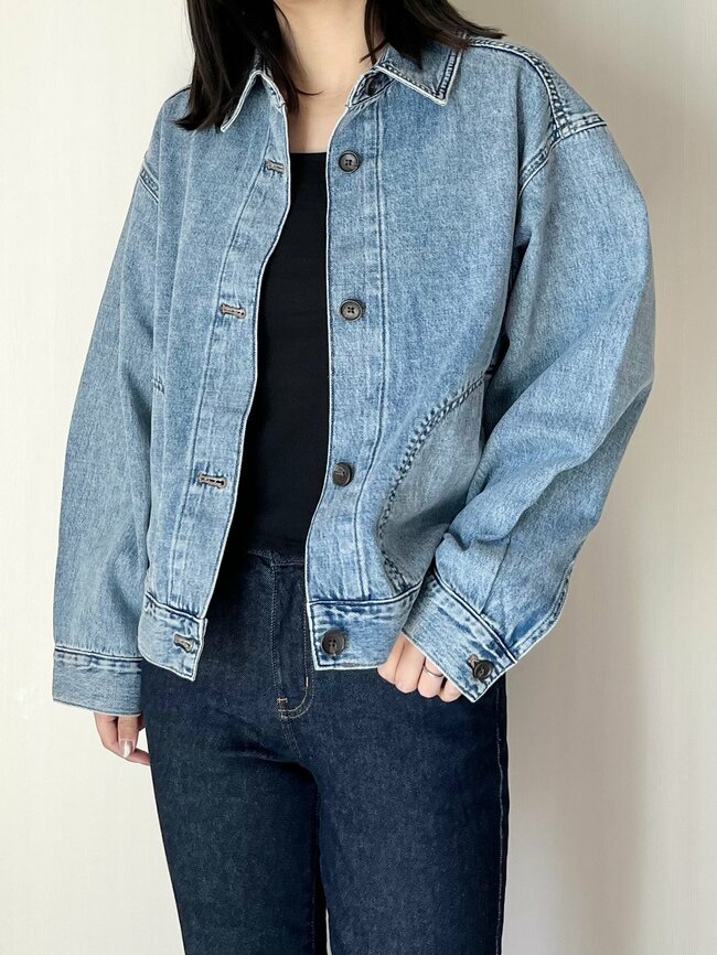 「完売してしまうかもと思い即決」GUの“春アウター”サッと羽織るだけでカワイイ!「ダントツで着心地が良い」「自然に体型カバーしてくれる」