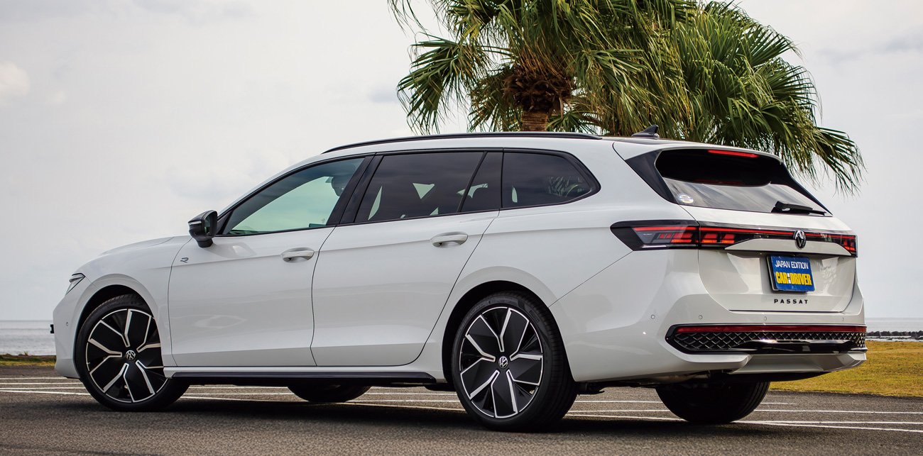 VWパサートTDI 4モーションRラインリアビュー