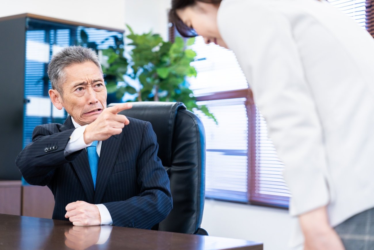 織田信長に学ぶ「部下に厳しい上司」の末路