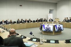 苦戦ロシア、戦術核に頼る恐れ　米欧で懸念高まる